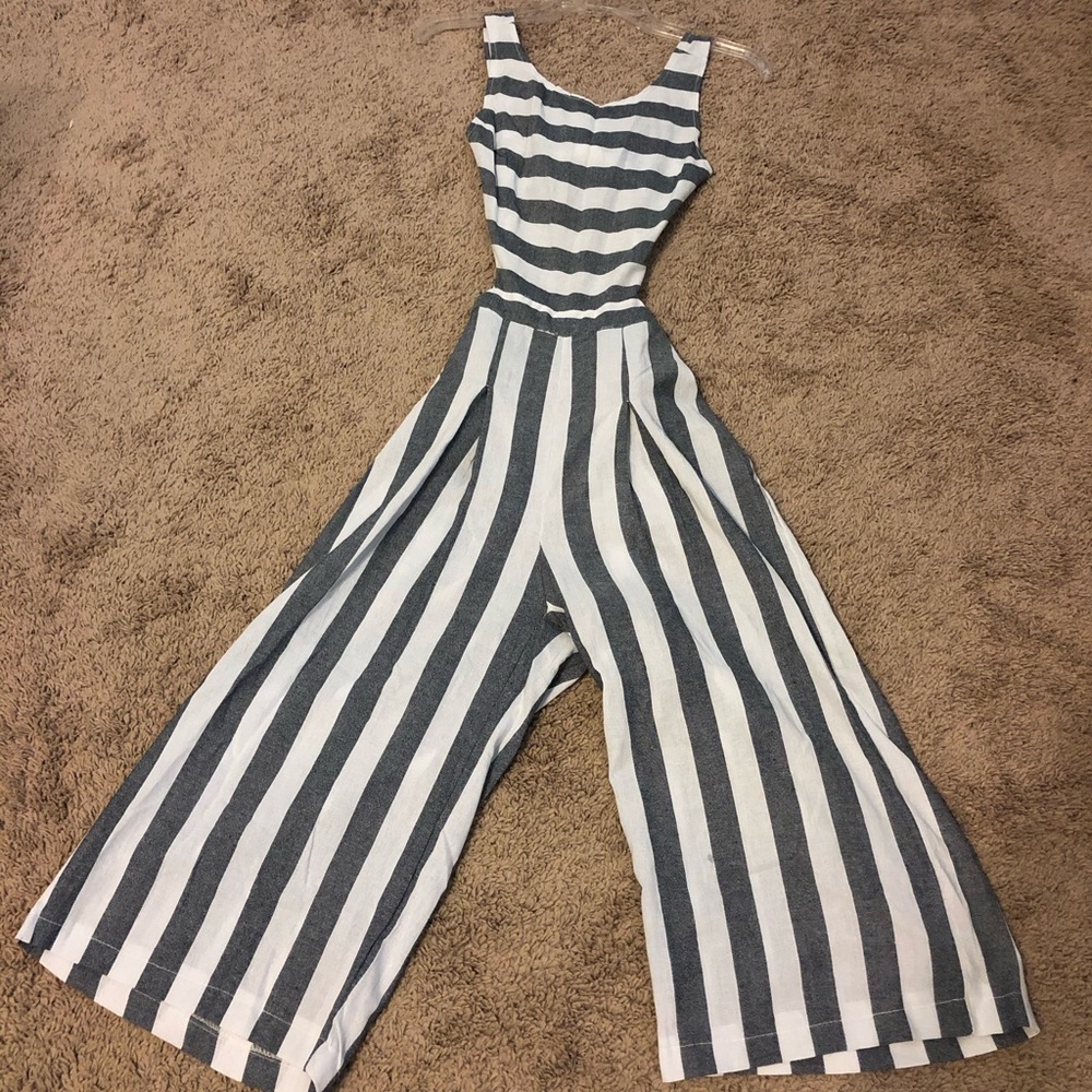 One piece long jumper/romper